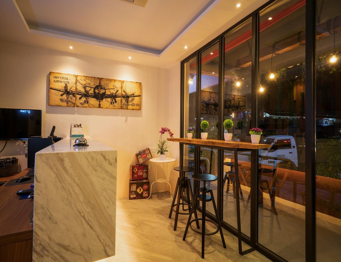 My Sj Hotel Субанг Джая Екстериор снимка